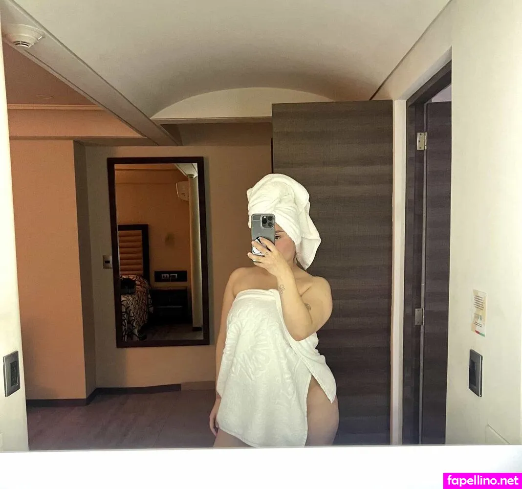 https:, oshooshoa22, vanessaochoa22 Nude Leaked OnlyFans Photo #zMOg0ELTEc