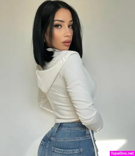 Vanessa Ouerhani 1 OnlyFans Thumbnail #vuMFcokso0
