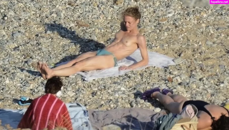 Vanessa Paradis OnlyFans Thumbnail #7jsfMiMNCX