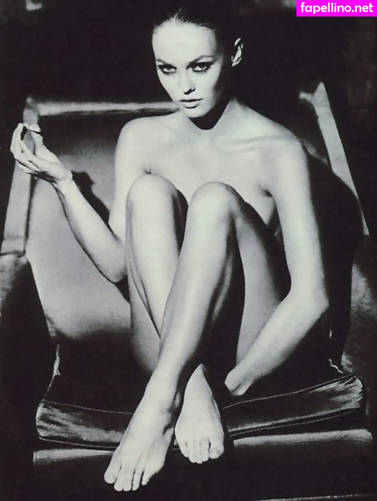 vanessa.paradis Nude Leaked OnlyFans Photo #81dY6BMXIB