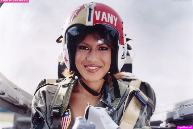 Vanessa Petruo OnlyFans Thumbnail #Aw8oPXZynd