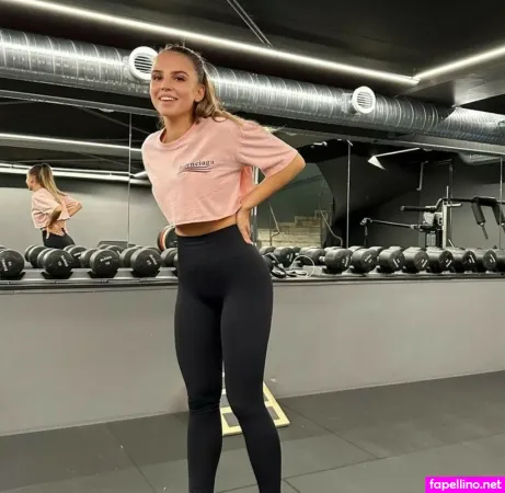 Vanessa Romanowski OnlyFans Thumbnail #idrUzXlIIN