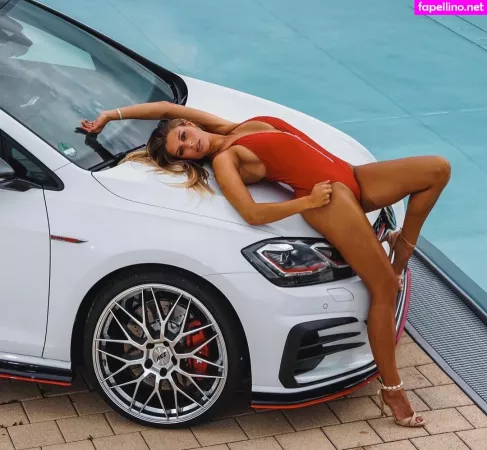 Vanessa Schmitt OnlyFans Thumbnail #onzCNw9PHq