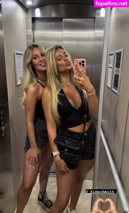 Vanessa Schmitt OnlyFans Thumbnail #wrdE6K7Vew