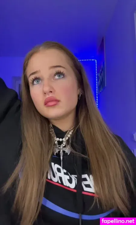 Vanessa Sundet OnlyFans Thumbnail #I5j57pqHfZ