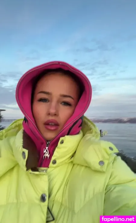 Vanessa Sundet OnlyFans Thumbnail #nTikyBkPoE