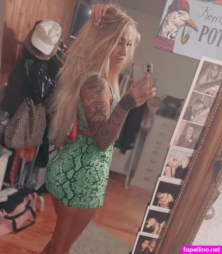 Vanessa Vaaanesch OnlyFans Thumbnail #RFFvNyre7a