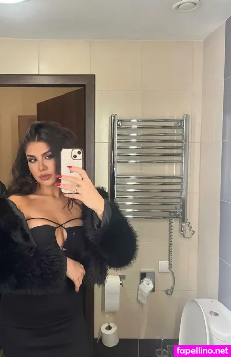 Vanessa Zachariadi OnlyFans Thumbnail #KHx0tpdngD
