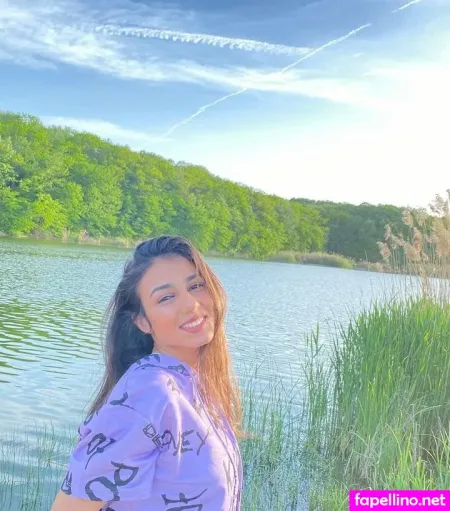 Vanessa2004 OnlyFans Thumbnail #VSmheuv3ds