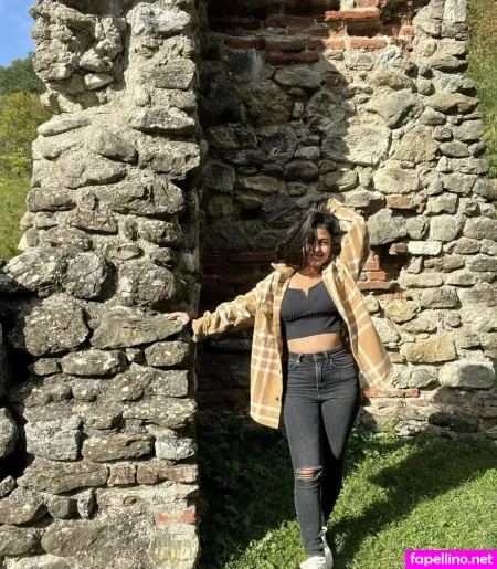 Vanessa2004 OnlyFans Thumbnail #qvERplaJSn