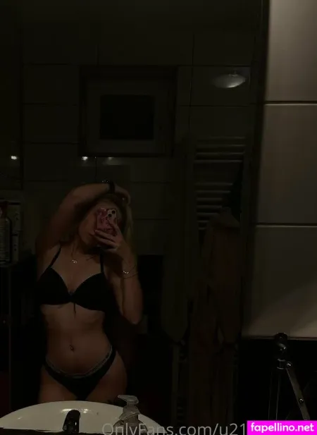 Vanessa2255 OnlyFans Thumbnail #7qAvZzBGJl