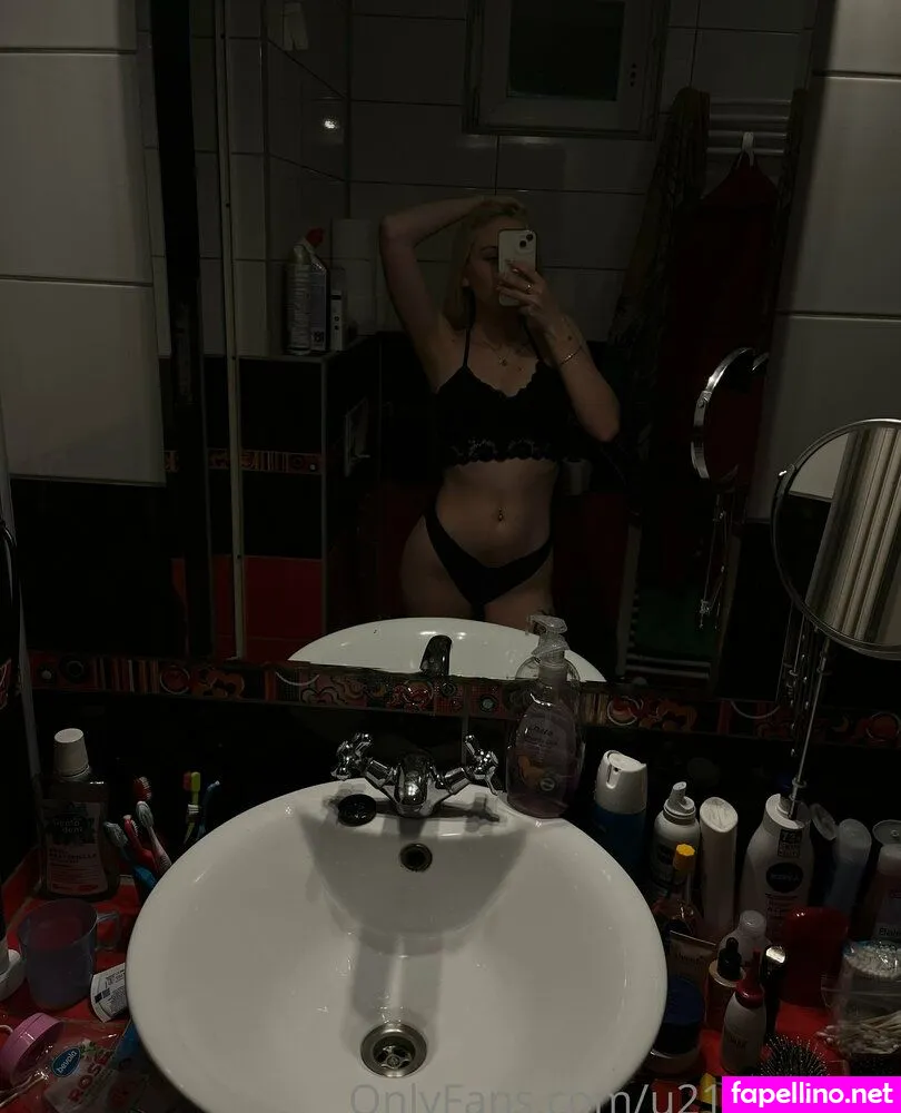 u211586183, vanessa_black222 Nude Leaked OnlyFans Photo #EvcRe3SdGk