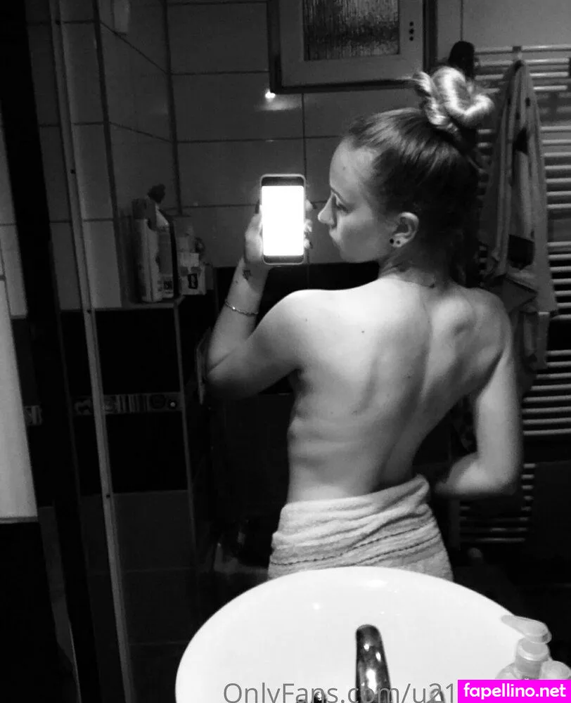 u211586183, vanessa_black222 Nude Leaked OnlyFans Photo #UJVZHi1ZOn