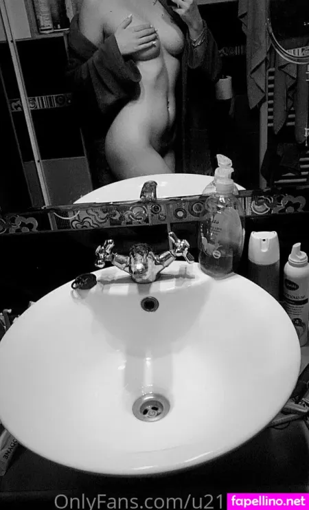 Vanessa2255 OnlyFans Thumbnail #iSkffJyKQS