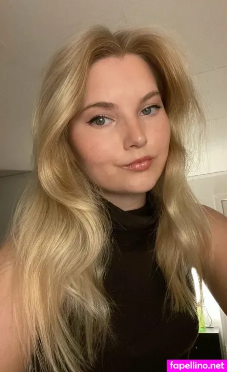 Vanessaahlstrom OnlyFans Thumbnail #E0IcD3fLTS