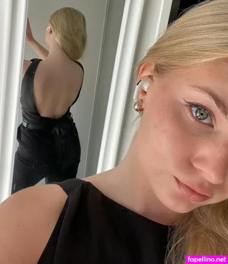 Vanessaahlstrom OnlyFans Thumbnail #dxmol1c9Oa