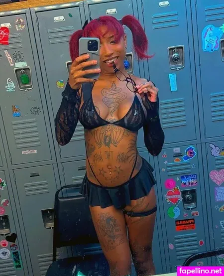 Vanessaamorofficial OnlyFans Thumbnail #S1iiyhw4uo