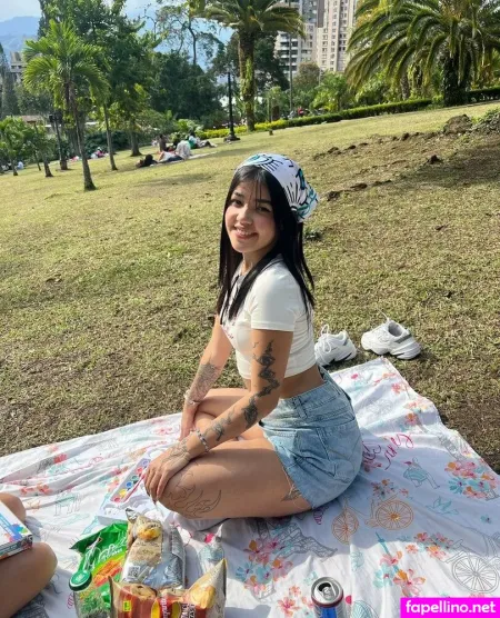 Vanessabellxo OnlyFans Thumbnail #0GOKujKkpe