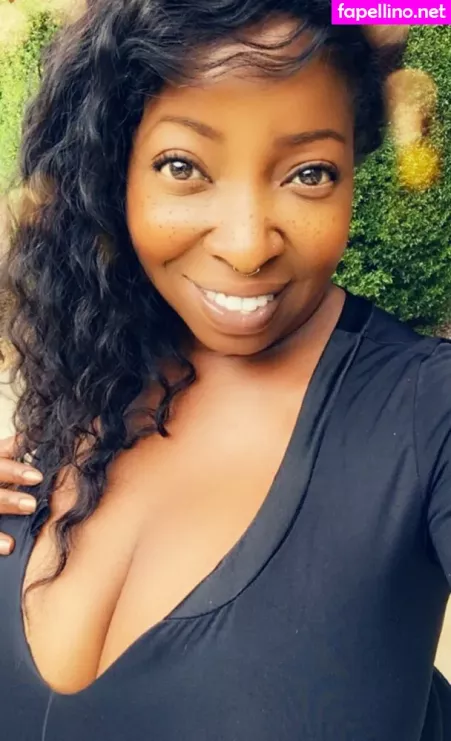 Vanessablue OnlyFans Thumbnail #379Nv16VBr