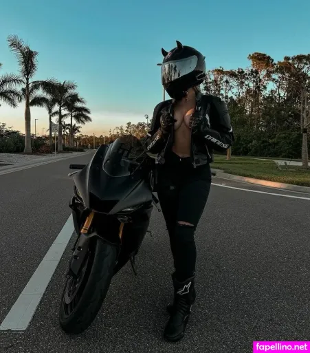 Vanessabrianna OnlyFans Thumbnail #cu32xTffEq