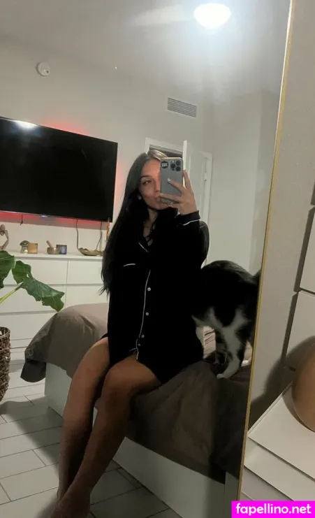 Vanessarizzo OnlyFans Thumbnail #8GCdFd0QVH