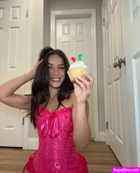 Vanessarizzo OnlyFans Thumbnail #C2eGcHJqlh