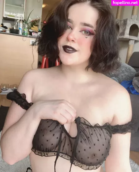 Vanessastrawbe1 OnlyFans Thumbnail #OCa31yGxgO