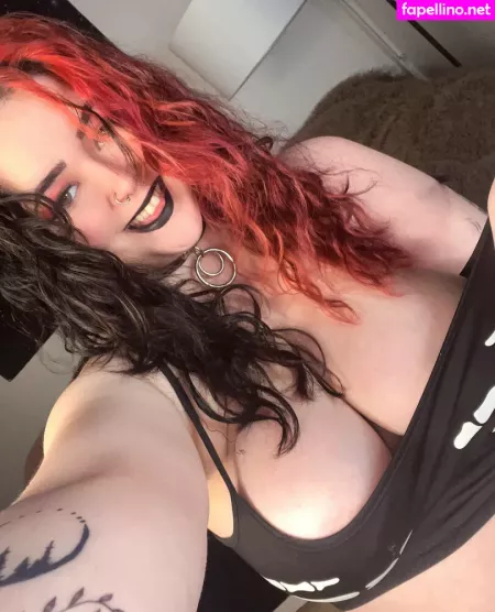 Vanessastrawberryfree OnlyFans Thumbnail #4L0d9f4Ym0