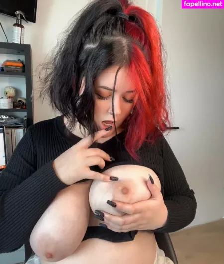 Vanessastrawberryfree OnlyFans Thumbnail #Uj7BDpwTlO