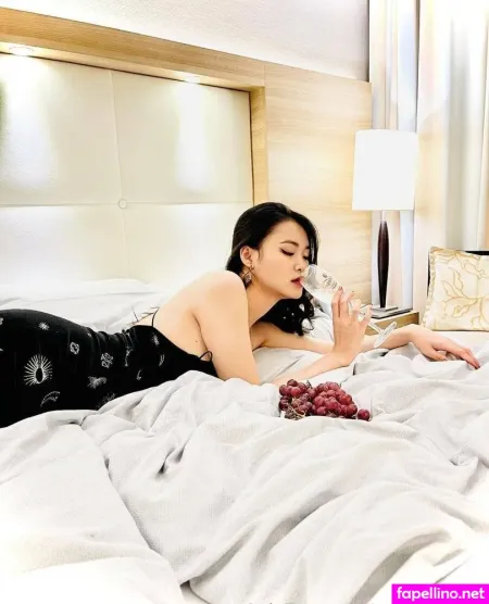 Vanessawuu OnlyFans Thumbnail #4xTvBlM0xV