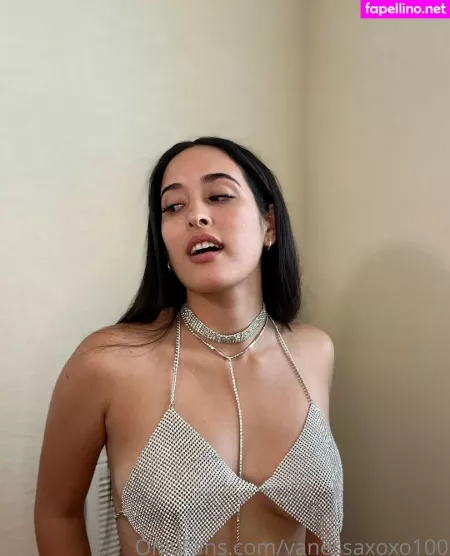 Vanessaxoxo100 OnlyFans Thumbnail #m9tgM4TerW