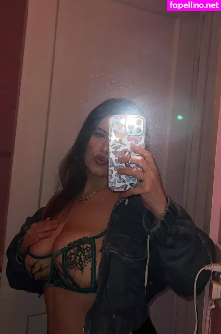 Vanessinator OnlyFans Thumbnail #7wINk4Ruyv