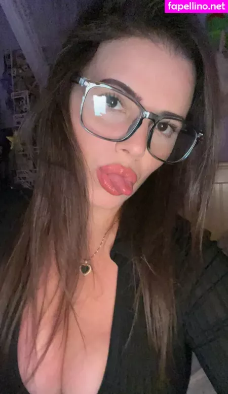 Vanessinator OnlyFans Thumbnail #N2XuJHRXQT