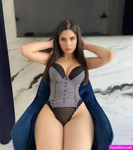 Vanessssas OnlyFans Thumbnail #KmYeTv0EGJ
