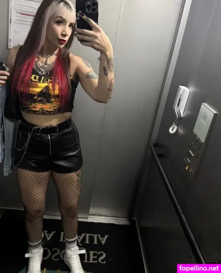 Vanilla Mandy Main Profile Photo