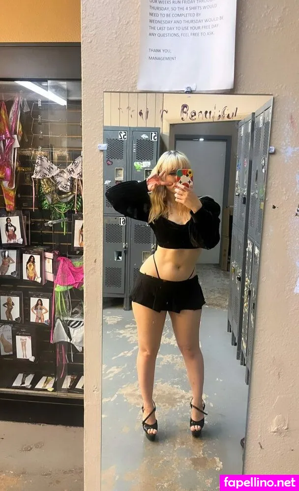 PHONEIAM, vanillawaifer Nude Leaked OnlyFans Photo #6GytmxJeiw