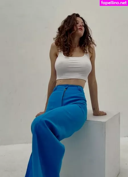 Vanille Barres OnlyFans Thumbnail #khNKqlSfhu