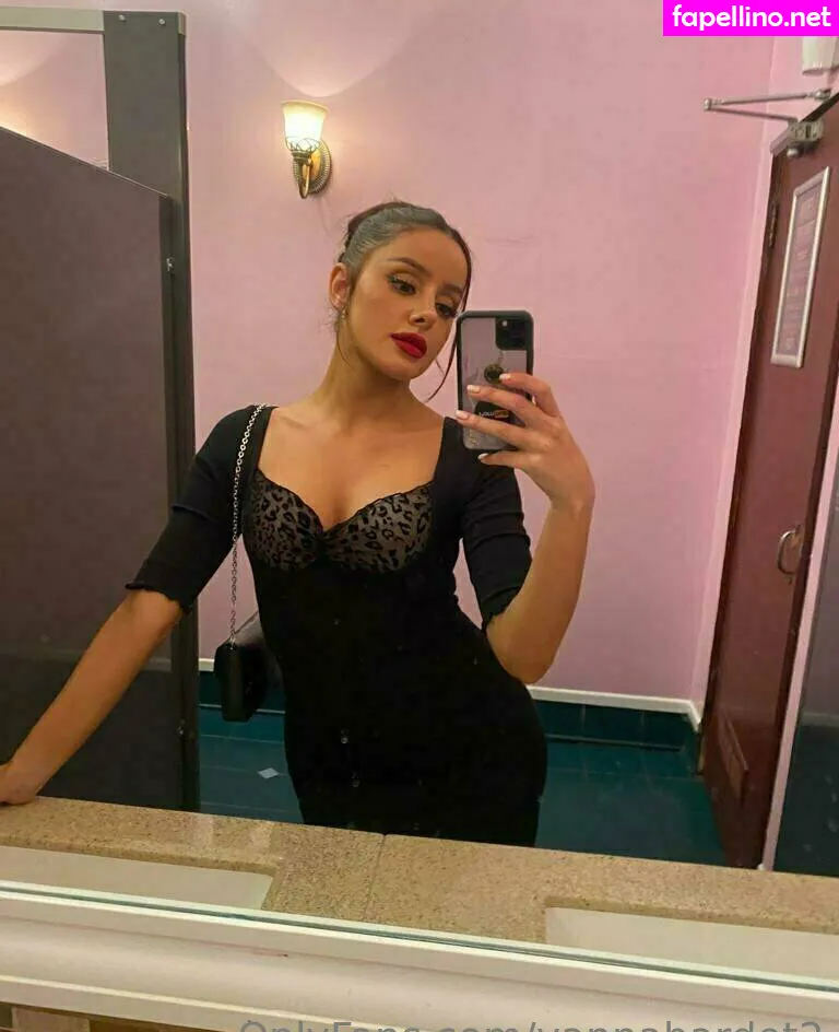 vannabardot, vannabardot2 Nude Leaked OnlyFans Photo #8TJllMh01w
