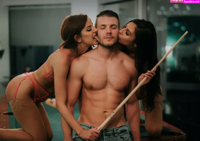 Vannabardot2 OnlyFans Thumbnail #HxOU8cVtZV