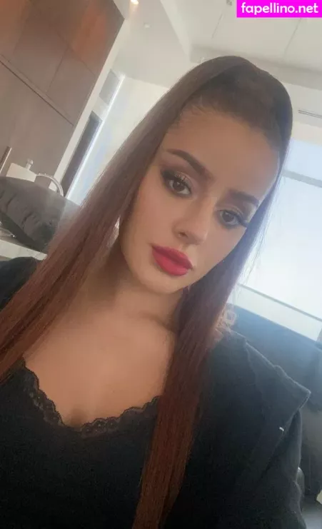 Vannabardot2 OnlyFans Thumbnail #NAiMAqx2m8