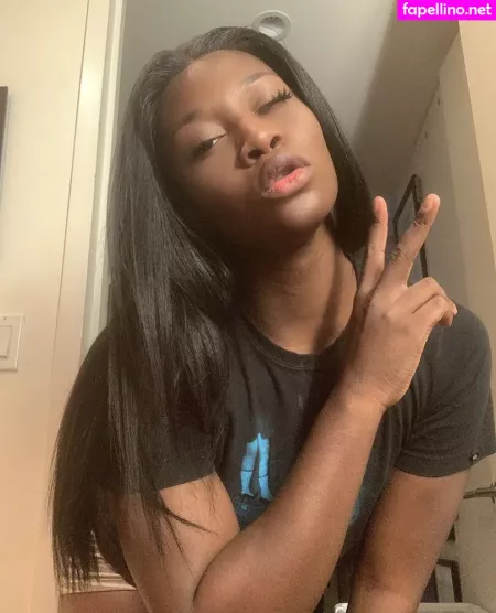 Vanniall OnlyFans Thumbnail #BX87yqHbdz