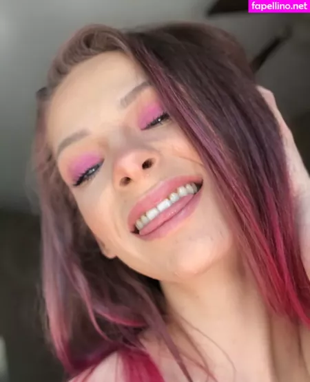 Vannnaonline420free OnlyFans Thumbnail #X1i2srGT4Z