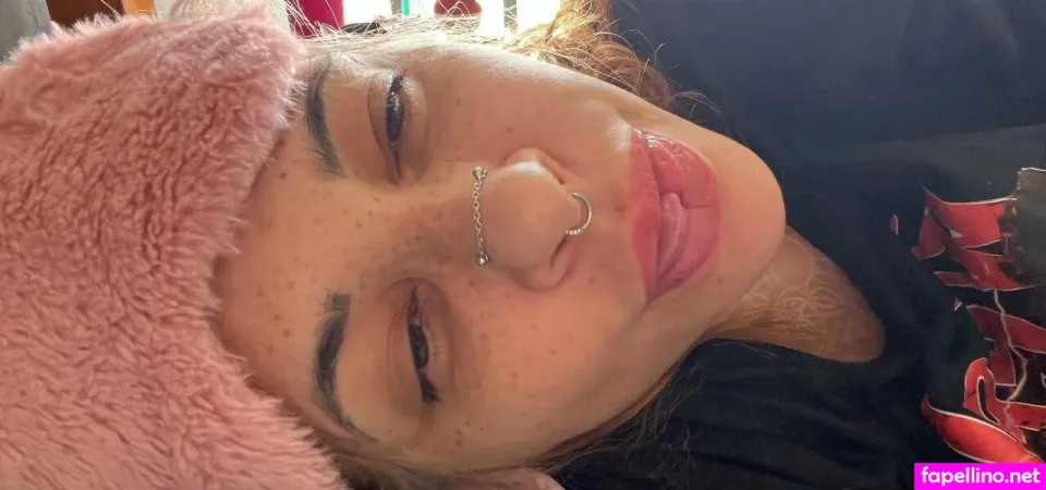 Vanplive OnlyFans Thumbnail #rMALn8pXfd