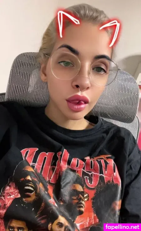 Vanplive OnlyFans Thumbnail #sTXzzTp8vy