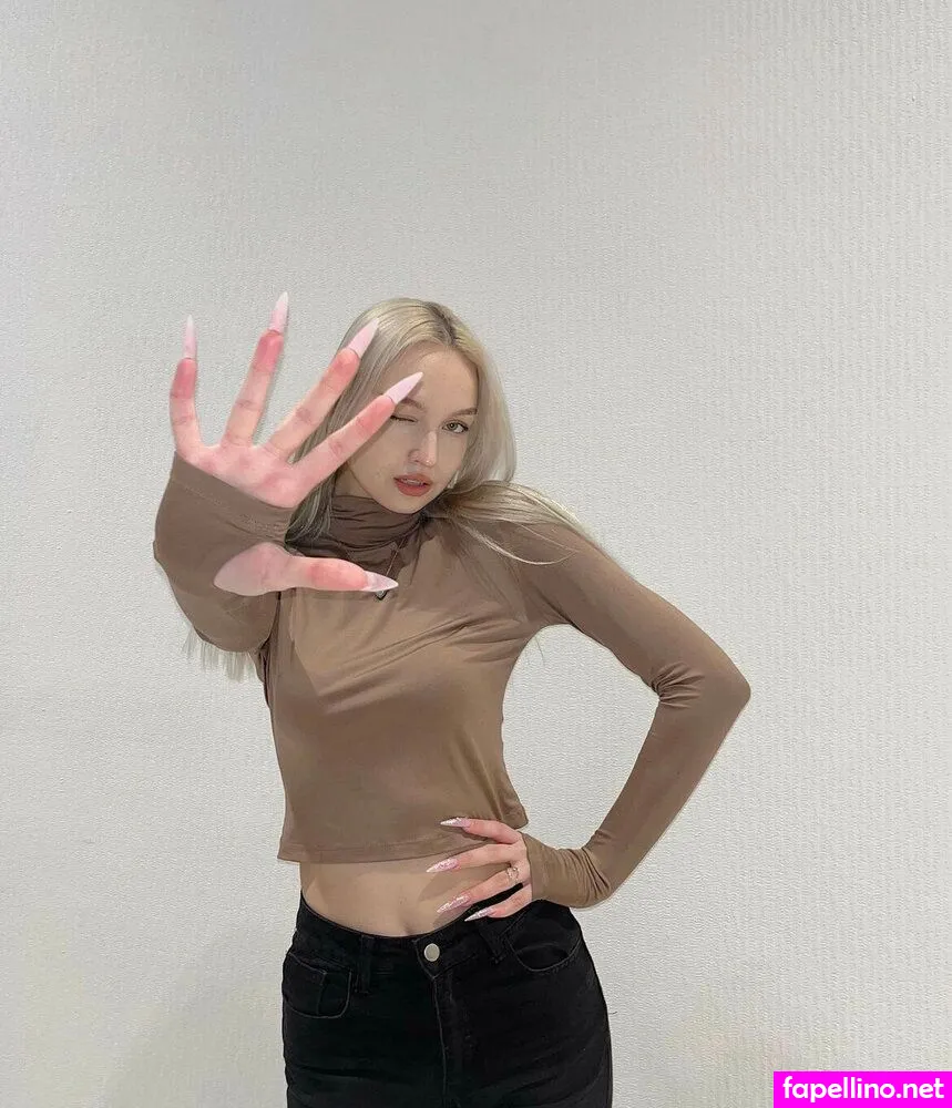 sasha (dancer for vixxene, vantaesll Nude Leaked OnlyFans Photo #gZ8dZcXWAZ