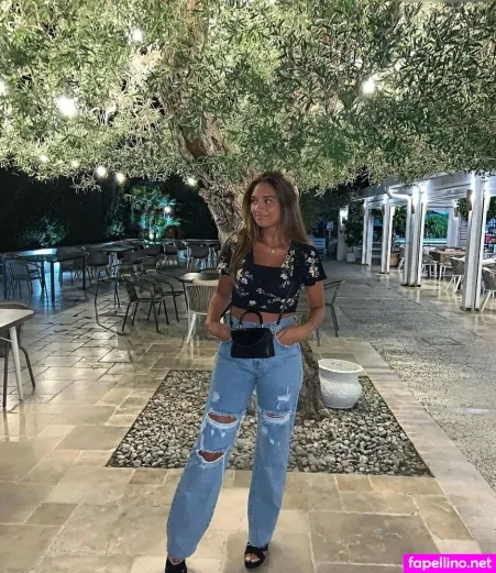 Vanutschii Instagram Influencer OnlyFans Thumbnail #hMzzcMfHps