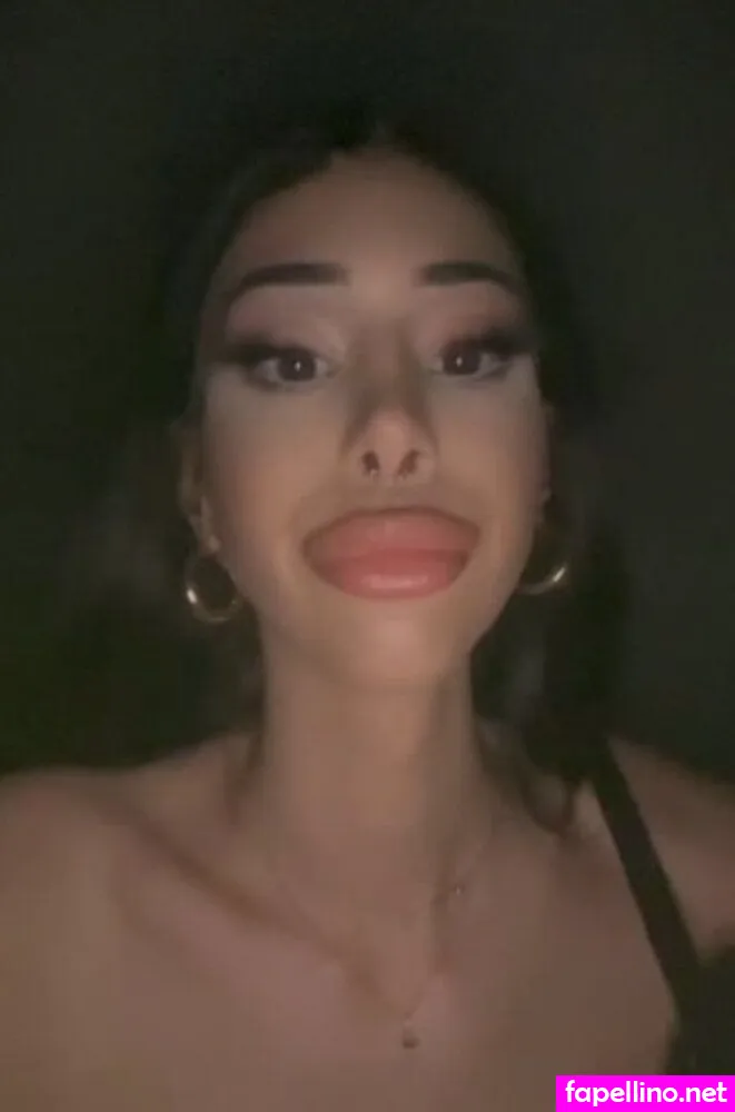 Vanya, vanyilla, vanyilla_ Nude Leaked OnlyFans Photo #ML9CNnE8co