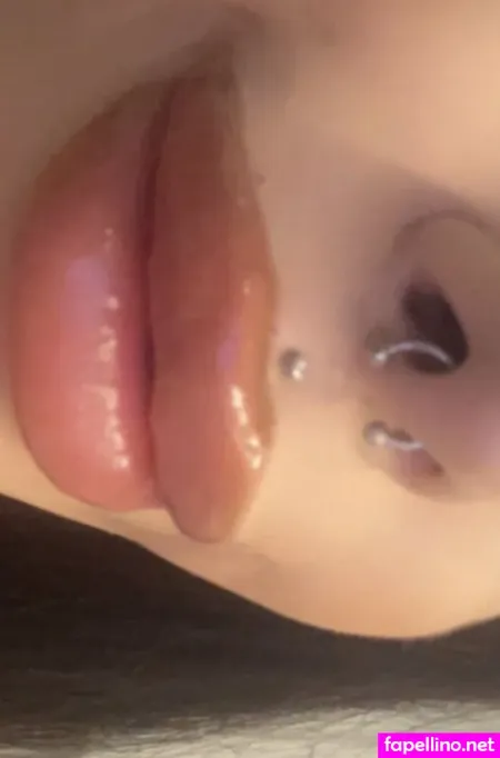 Vanyilla OnlyFans Thumbnail #tWxLoW8x32