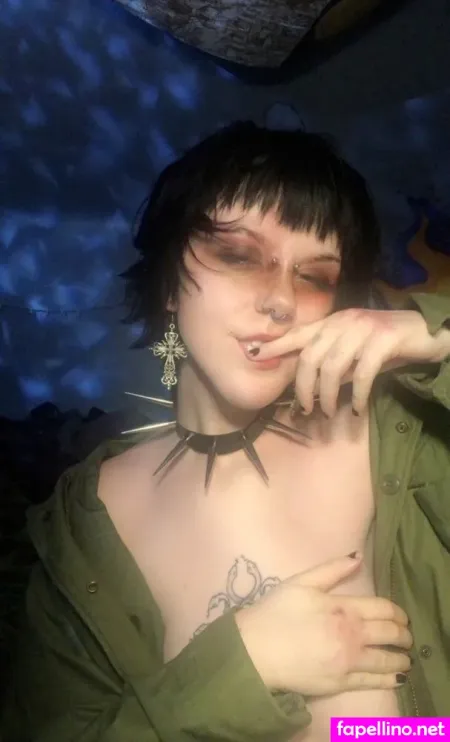 Vapew0rm OnlyFans Thumbnail #6U4IRQRkVU