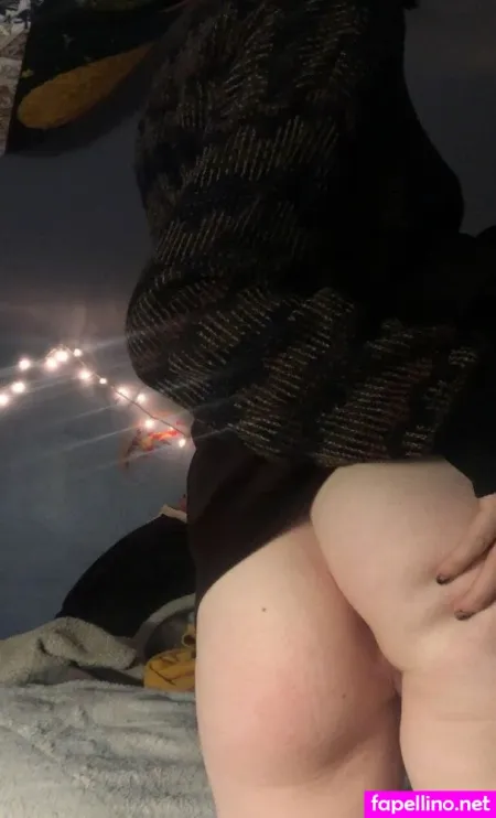 Vapew0rm OnlyFans Thumbnail #K5FR1xXtre